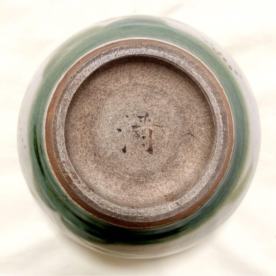 京焼 清水焼　鈴木清（人間国宝 富本憲吉 師事）作　緑釉草花柄　花瓶　飾壷