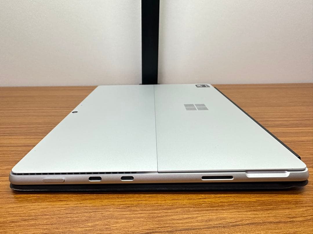 Windowsタブレット本体 2.Surface Pro 8 i5-1135G7 8/256 SlimPen2