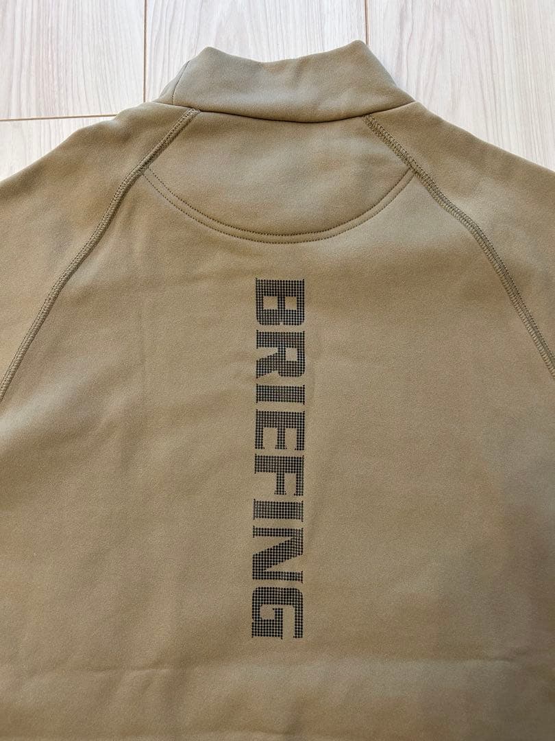 BRIEFING ベージュ タートルネックシャツ Mサイズ