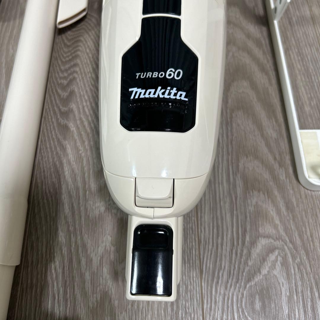 Makita スティッククリーナー TURBO 60 & 山崎実業スタンド付き