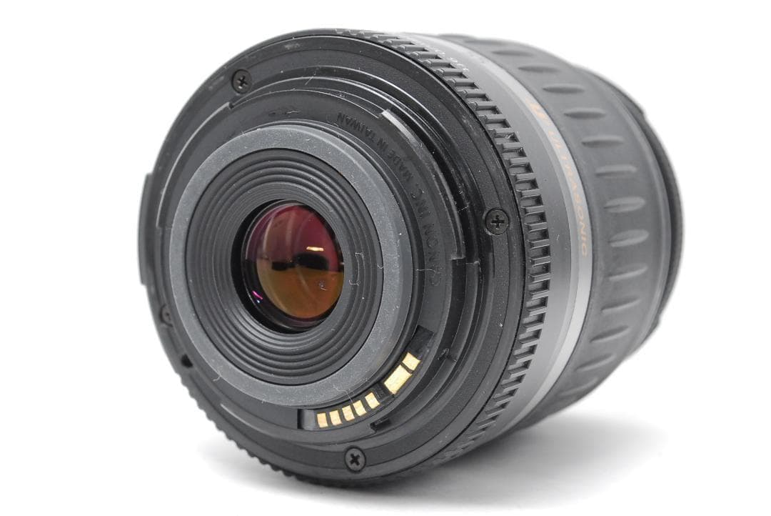 【新品級ショット数　美品】Canon Kiss X50　スマホ転送　動画撮影OK