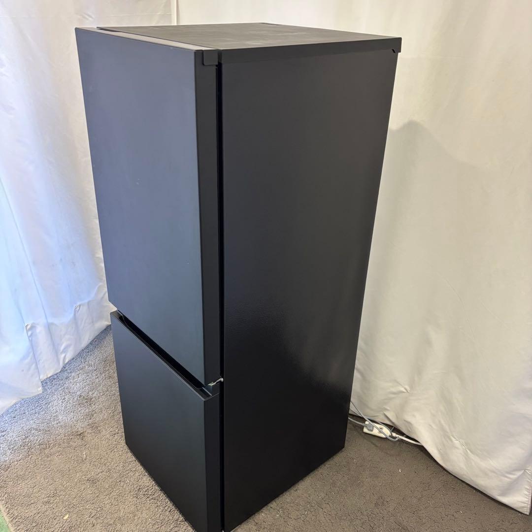 68　冷蔵庫　パナソニック　一人暮らし　黒　24年　安い　綺麗　設置無料　右開
