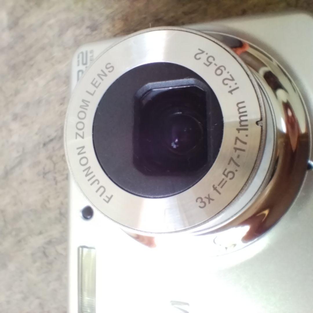 動作確認済み FUJIFILM FINEPIX J30 コンパクトデジタルカメラ