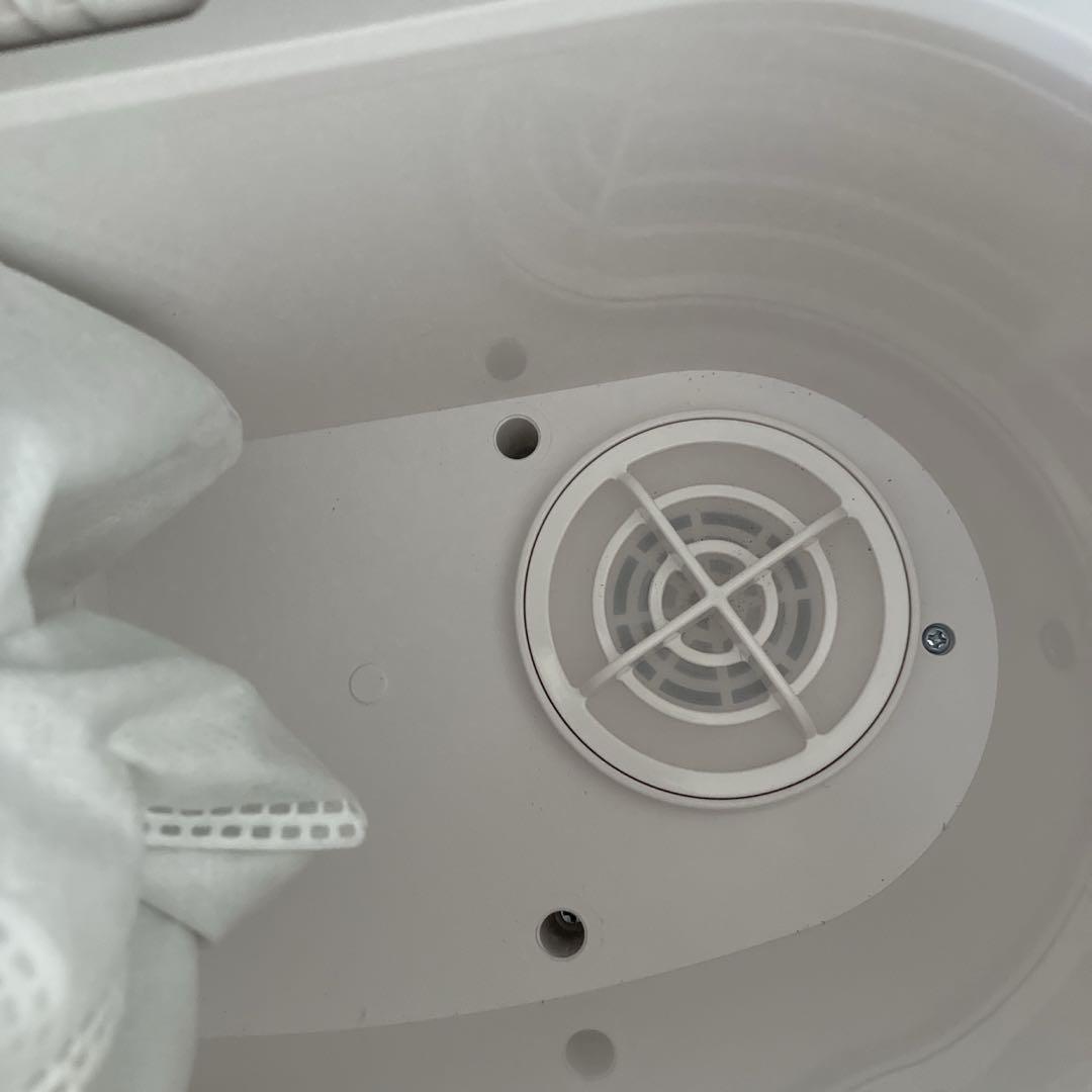 【美品】ecozy ロボット掃除機 RV-SG250B ステーション付　自動　箱