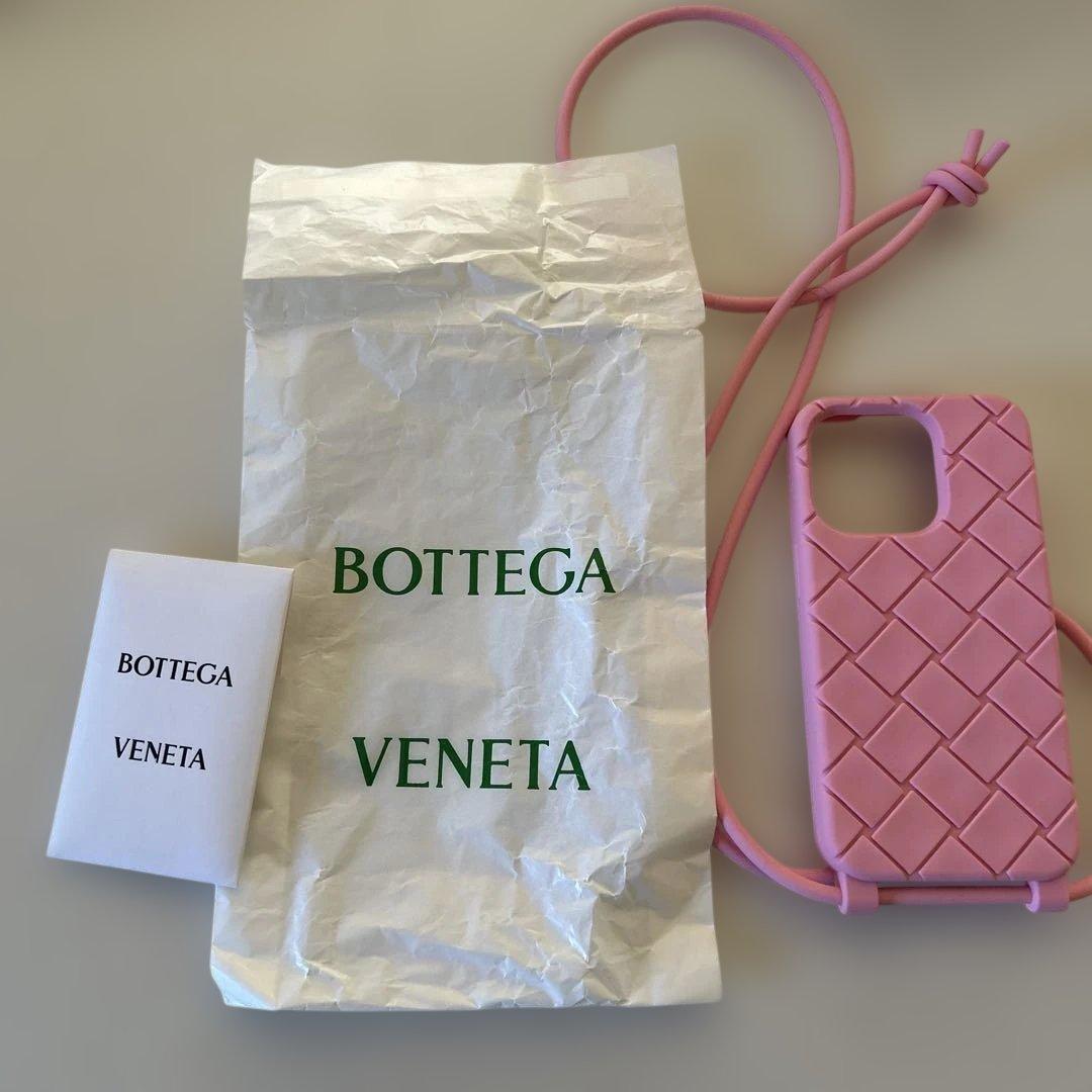Bottega Veneta ピンク シリコンケース