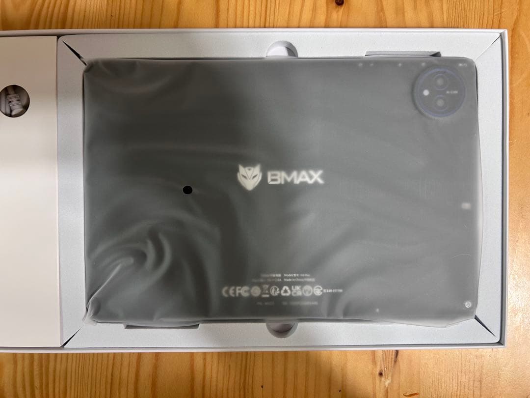 8コアCPU 10インチ画面 AI最適化OS Android16 タブレット