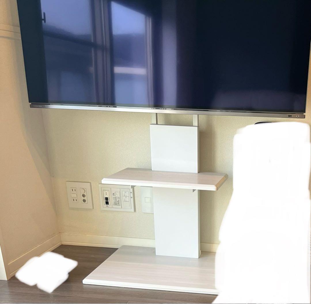 テレビ壁掛けスタンド　ニトリ