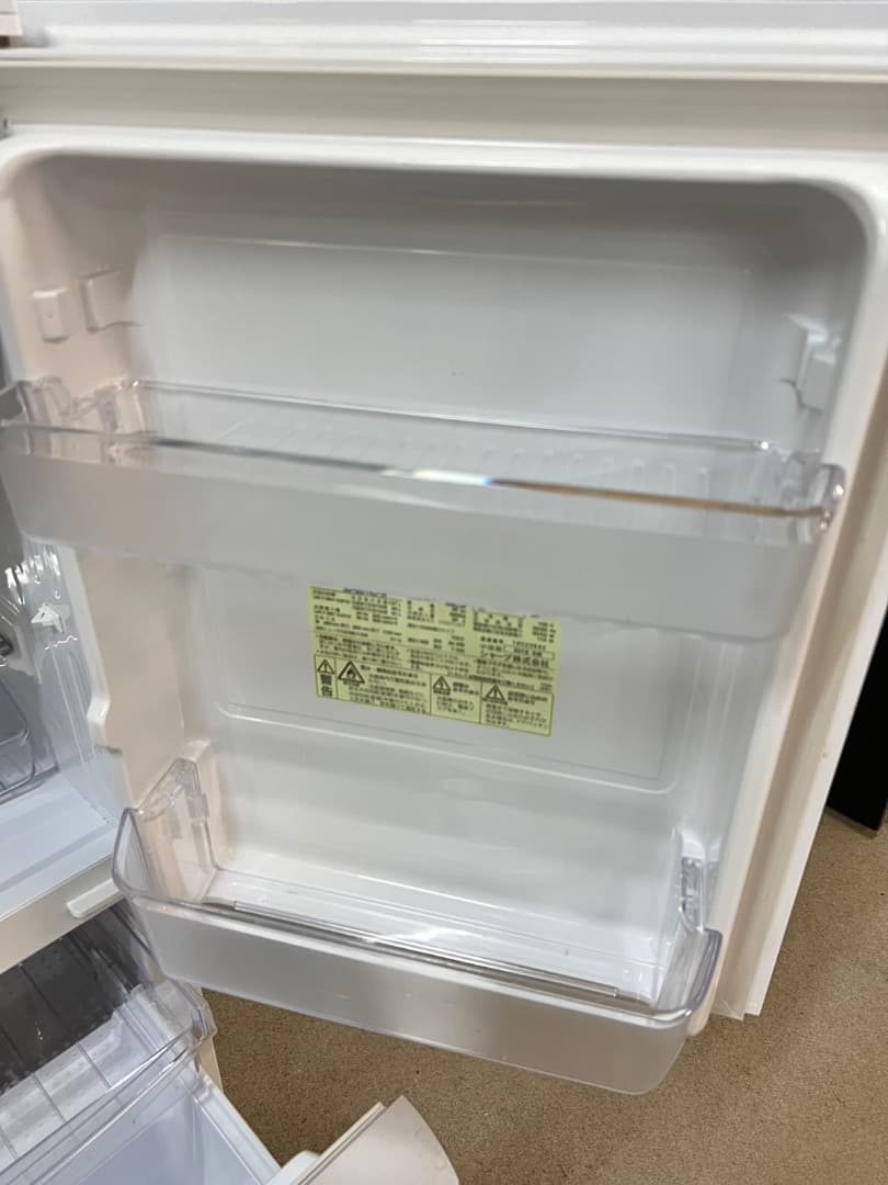 2018年式 137L シャープ 冷蔵庫 SJ-GD14D-W