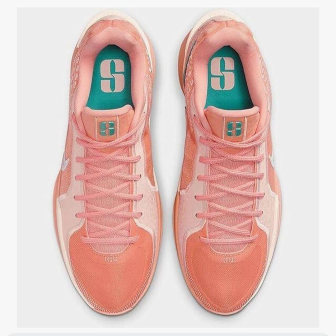 サブリナ２　　23.5センチ