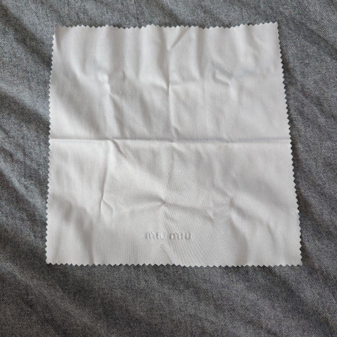 レア　miumiuオーバーサイズ　サングラス　白