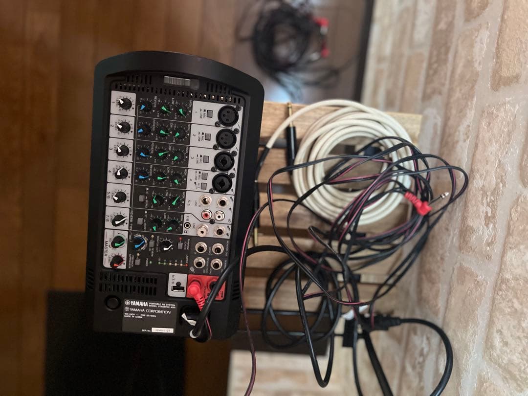 YAMAHA ヤマハ ポータブルPAシステムSTAGEPAS400i スタンド付