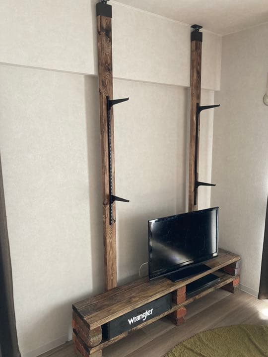 オーダーハンドメイド　ブルックリン調レール棚付きテレビボード