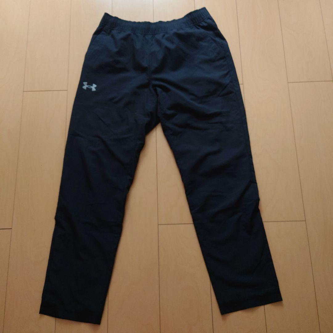 UNDER ARMOUR フード付きジャケットとパンツセット