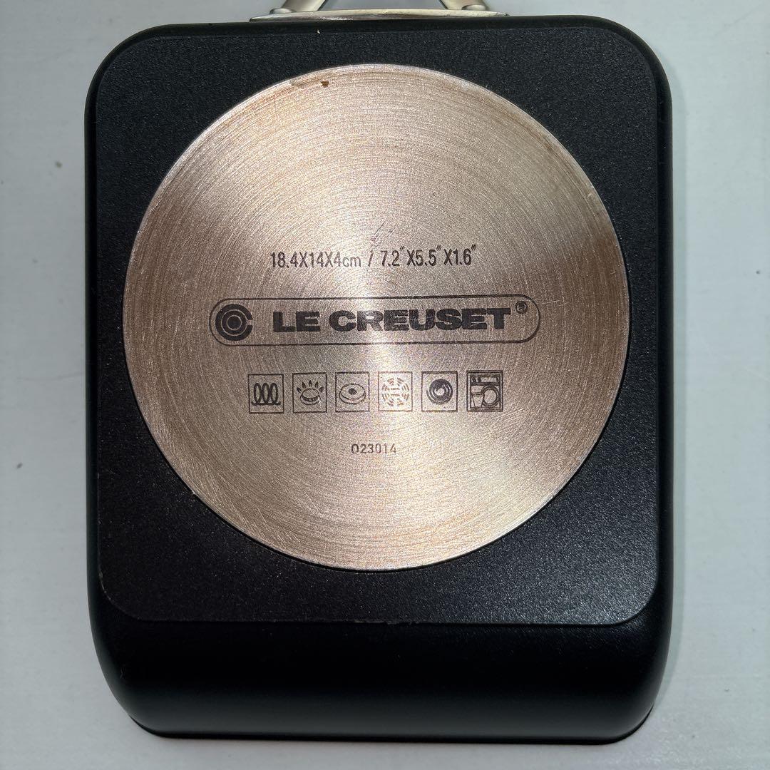 ル・クルーゼ　エッグパン