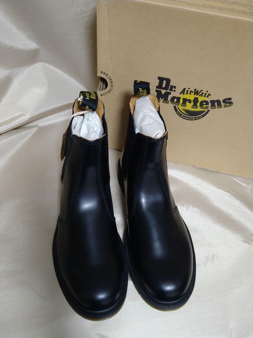 新品Dr. Martens ドクターマーチン kaherukun