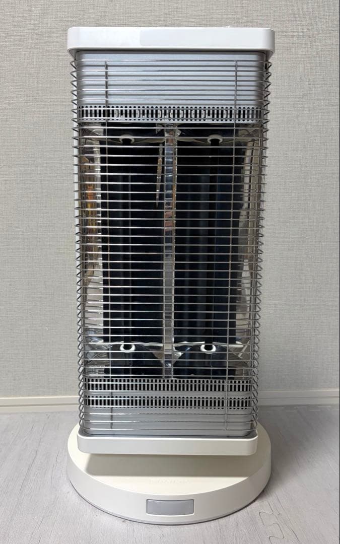 ダイキン 遠赤外線暖房 セラムヒートERFT11VS-W 2018年製 ホワイト