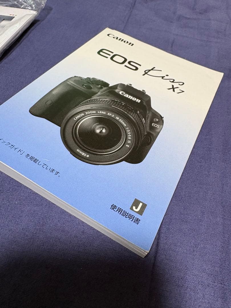 ❣️特別値下げ❣️動作確認済Canon EOS Kiss X7 ダブルズームキット
