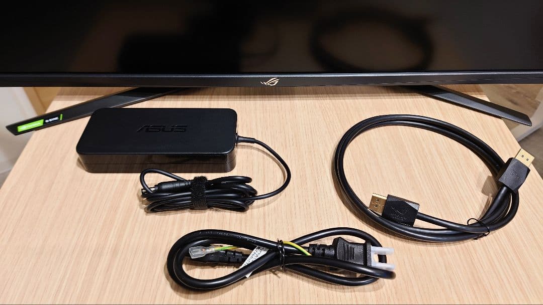 ASUS ROG Swift PG32UQ 32型 4K 144Hz 量子ドット