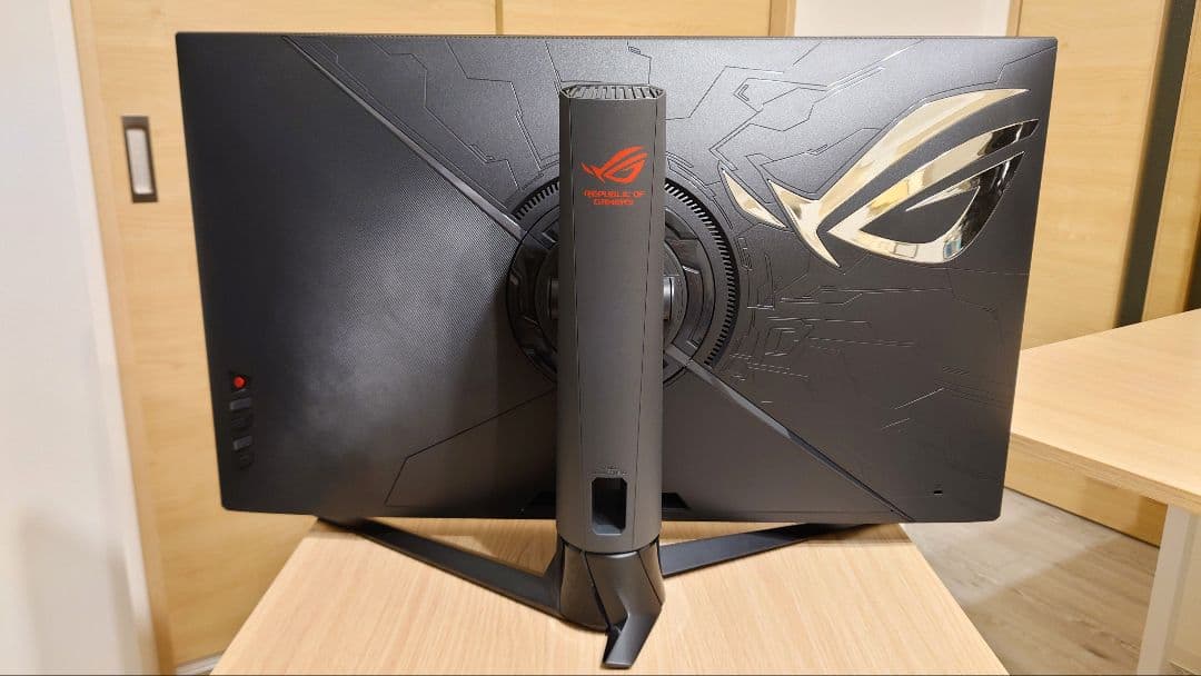 ASUS ROG Swift PG32UQ 32型 4K 144Hz 量子ドット