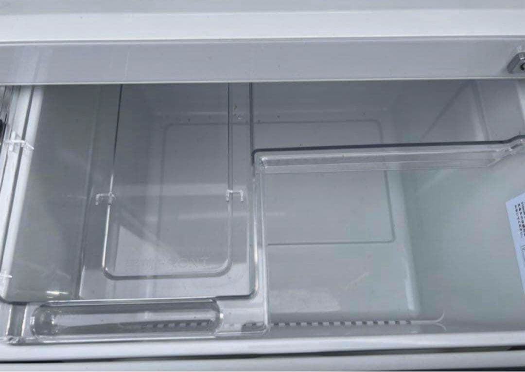 2018年式 282L Hisense 3ドア冷蔵庫 HR-G2801BR