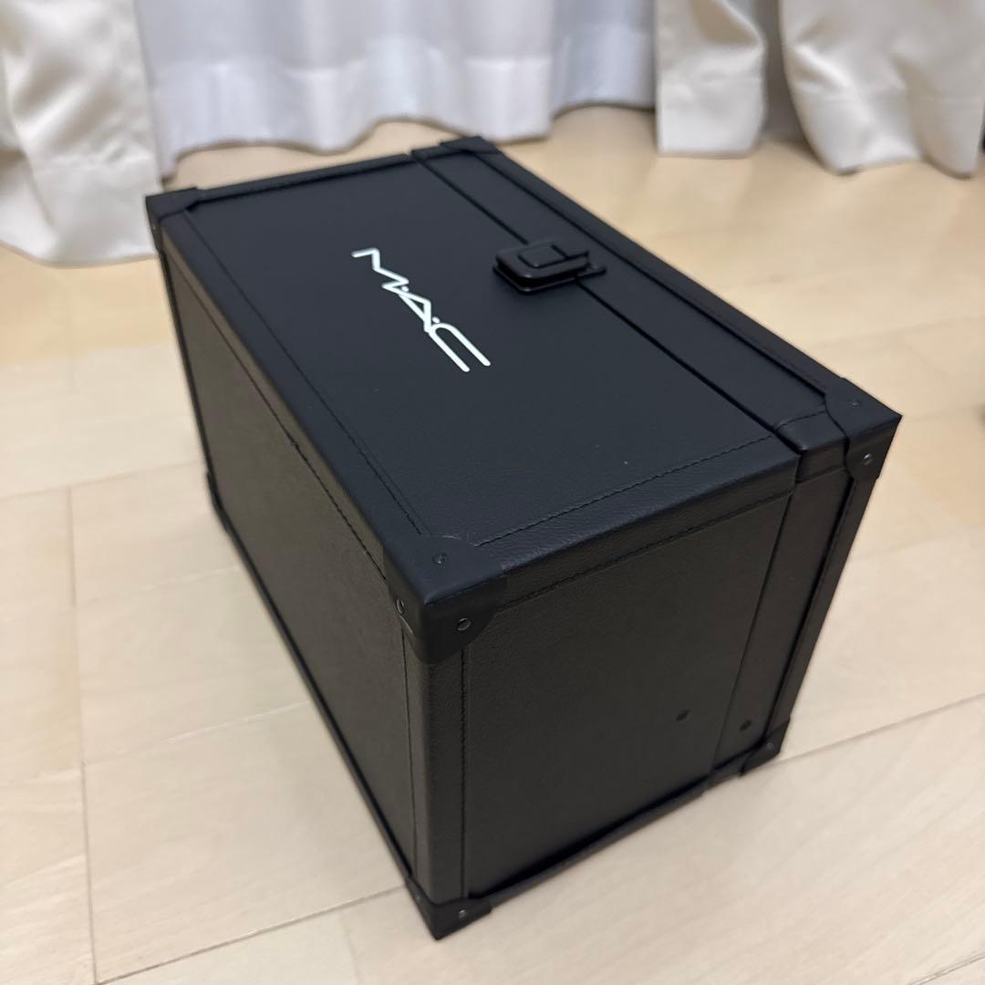 【未使用】MAC メイクボックス 黒 収納ボックス