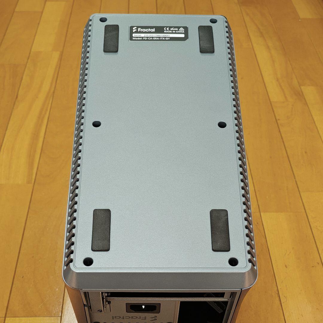 mini-ITX PCケース Fractal Design Era