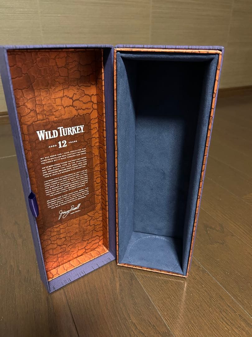 [入手困難] ワイルド ターキー 12年 箱付き 終売品 13,800円 !