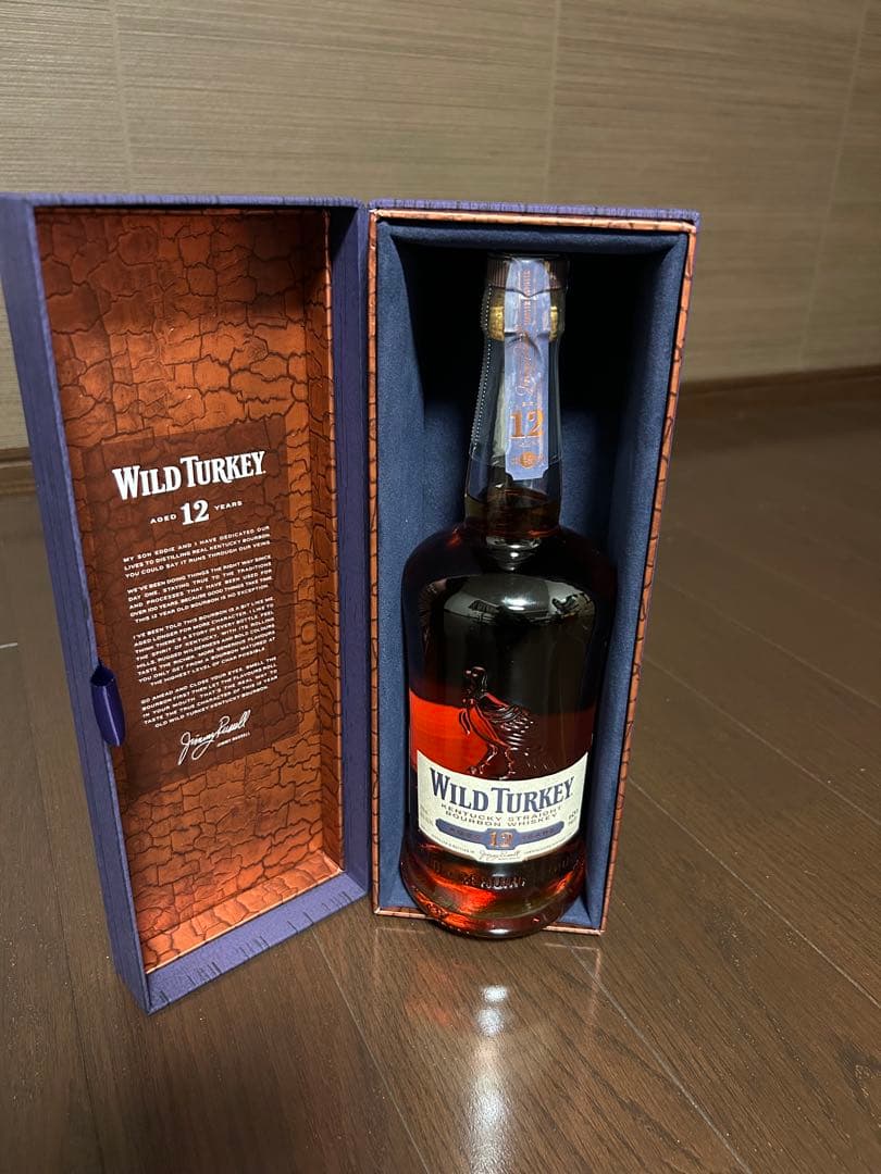 [入手困難] ワイルド ターキー 12年 箱付き 終売品 13,800円 !