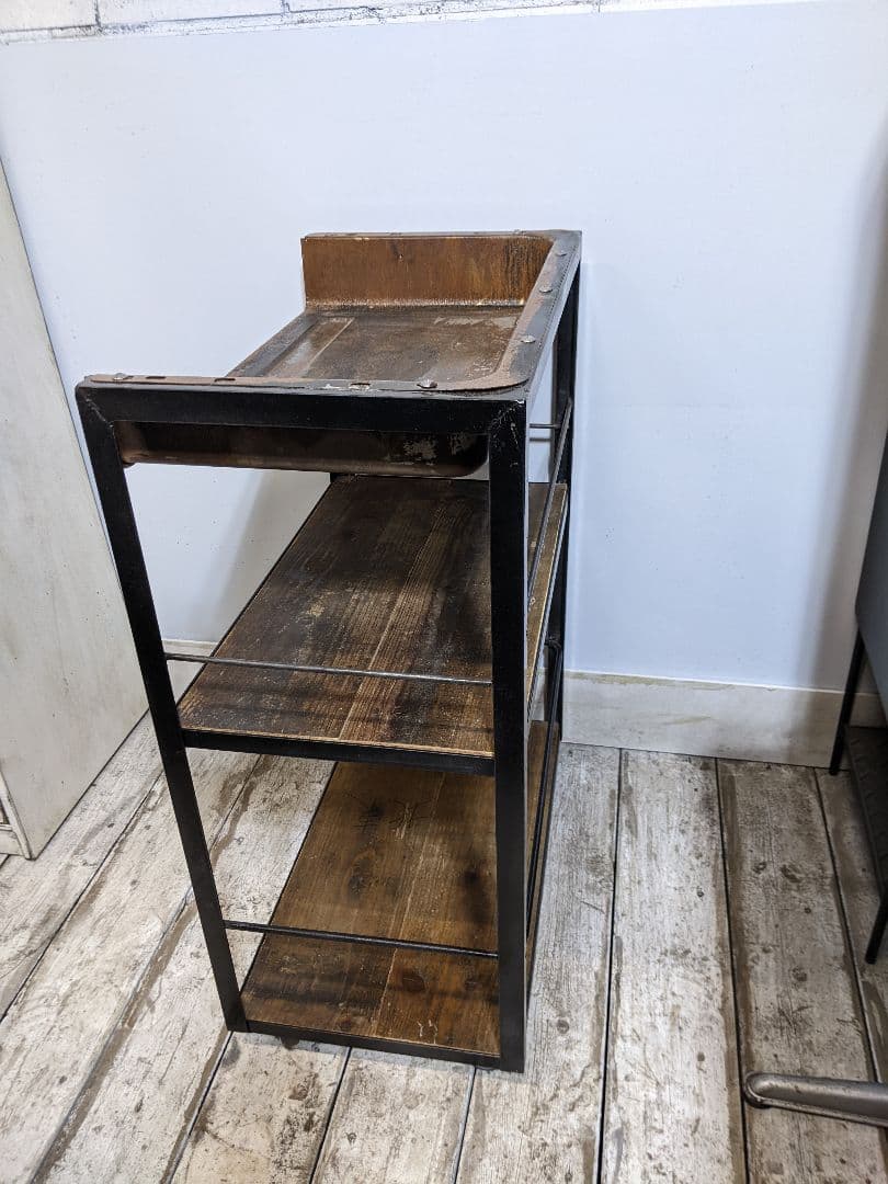 ルパンヒデロウ　3段スチールラック・木製棚付き