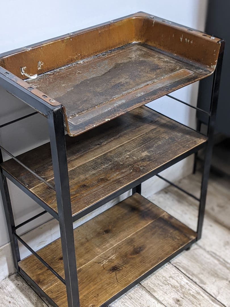 ルパンヒデロウ　3段スチールラック・木製棚付き