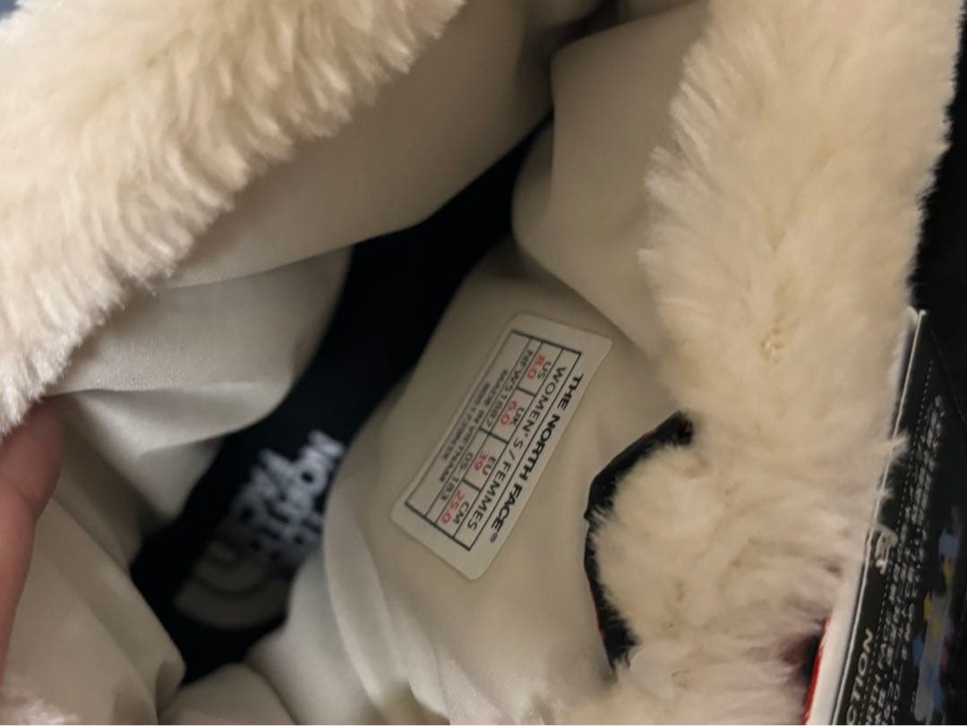 新品✨【最終お値下げ⭐︎】ノースフェイス　レディース　ブーツ　冬用　カーキ