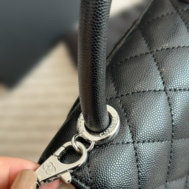 coco handle ブラック キルティング ショルダーバッグ