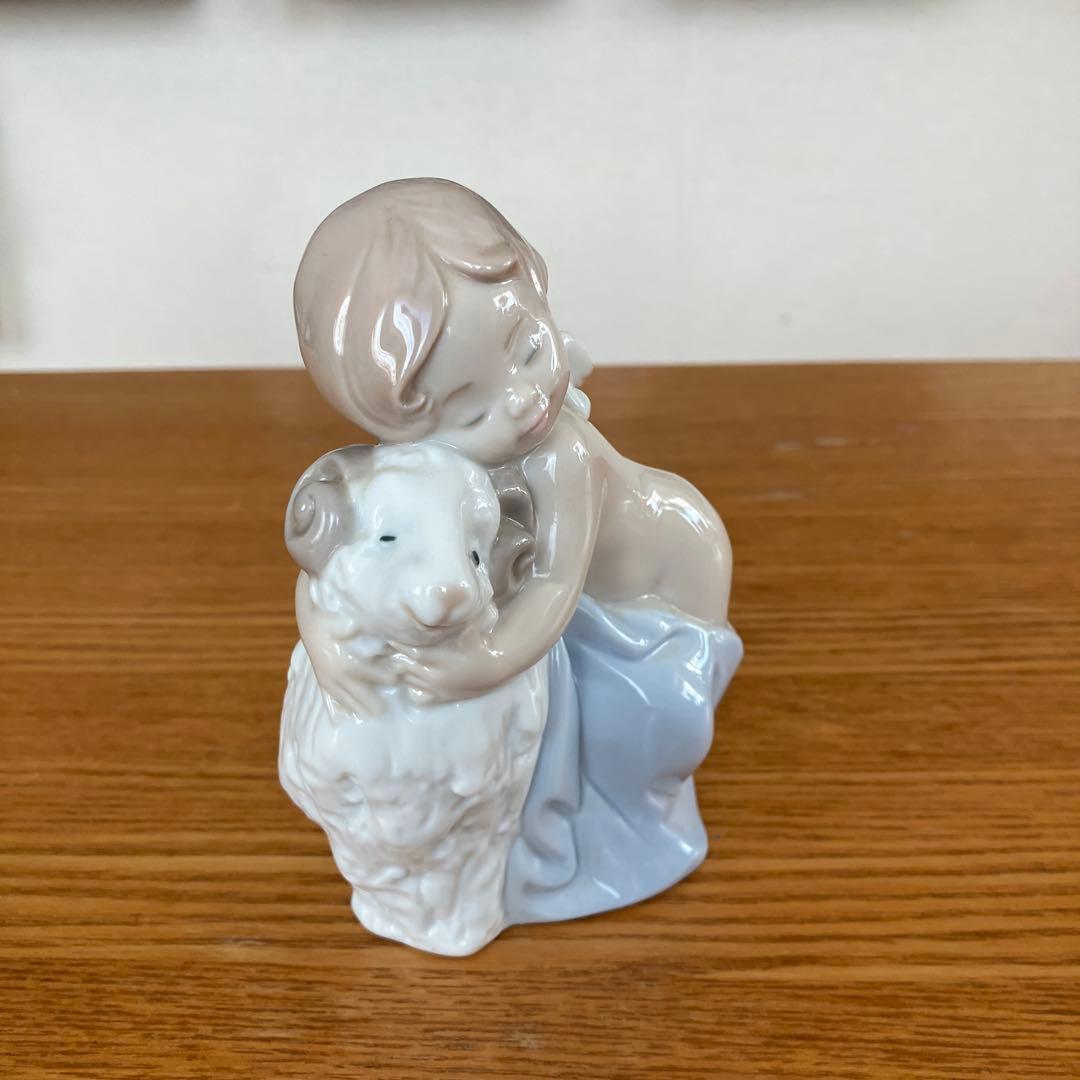 ナオ　天使と羊　NAO　陶器人形　置物　リヤドロ　フィギュリン　インテリア雑貨