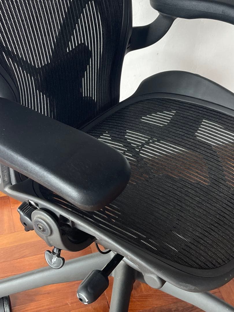 ハーマンミラー アーロンチェア Bサイズ フル装備 ポスチャーフィット