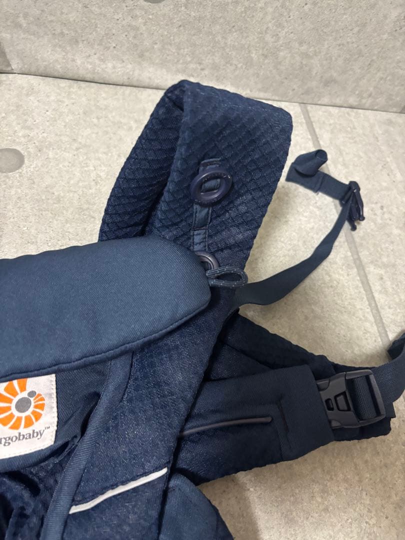 状態良　エルゴベビー　オムニブリーズ　抱っこ紐　最新モデル