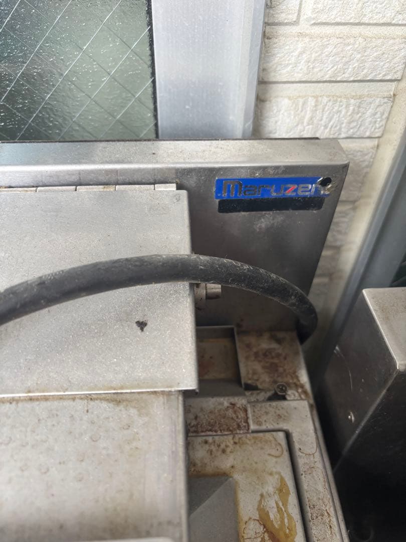 MAZE-4S 業務用機器 200V 3.00kW餃子自動機械￼