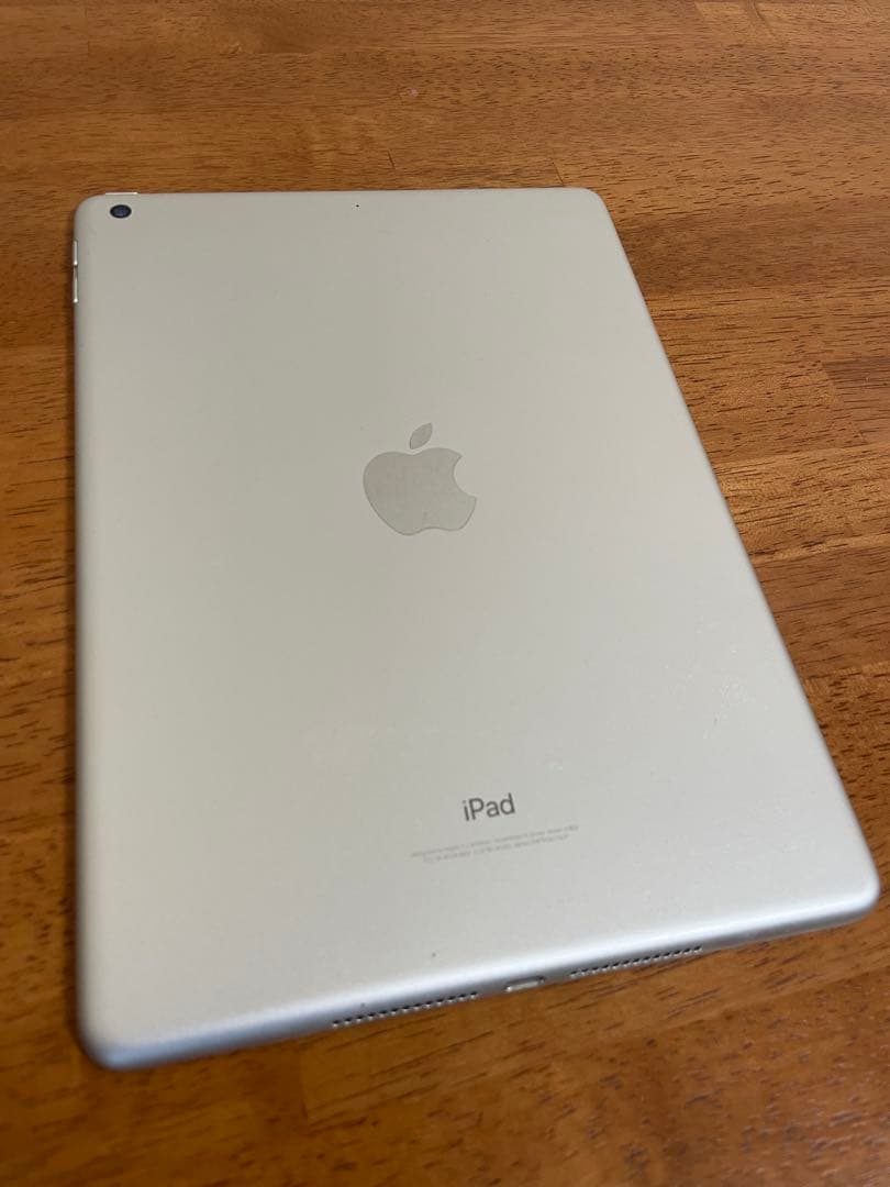 iPad(第5世代) 128GB Wi-Fi 美品