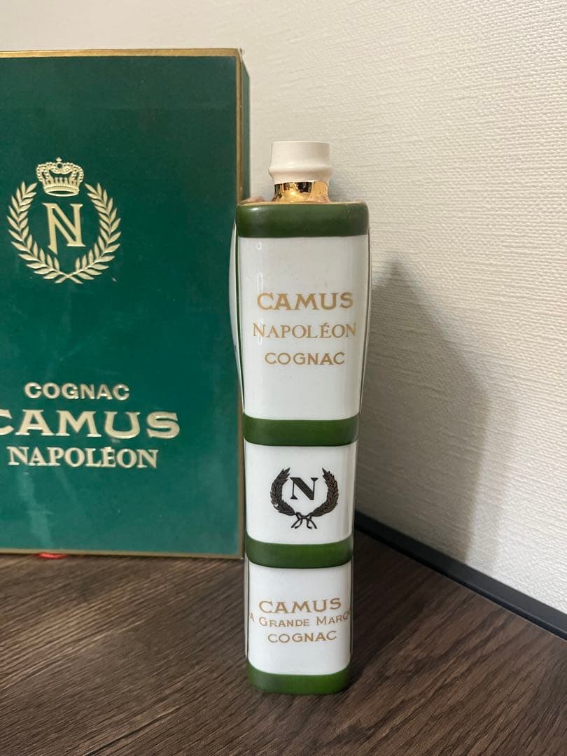 【古酒】CAMUS Cognac Napoleon 700ml セット