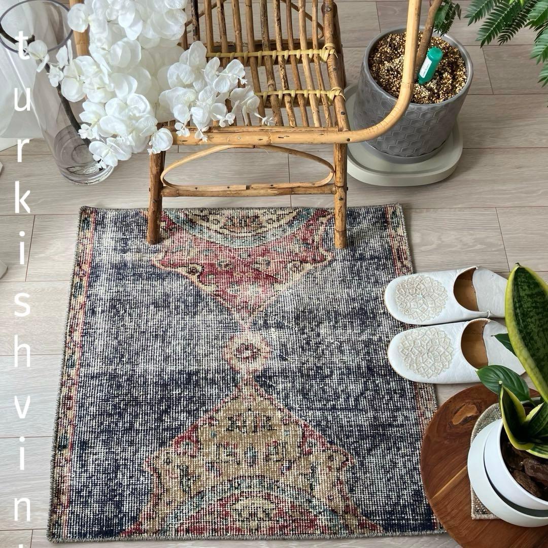 デニムブルー✳︎64×61 シャビー　キャラメル　レッド　トルコヴィンテージラグ