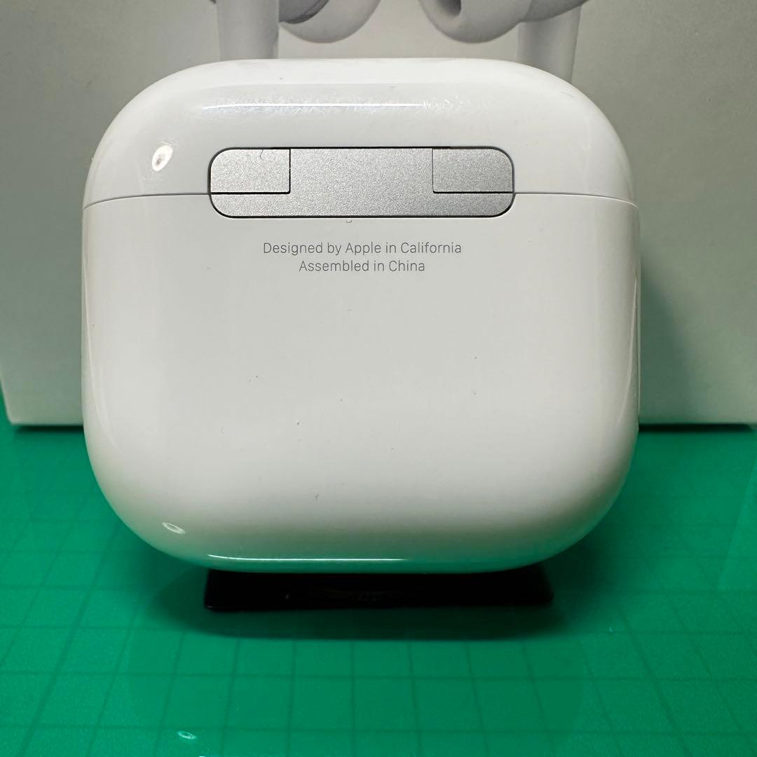 [正規品]AirPods 第4世代 充電ケースのみ ノイズキャンセリングなし