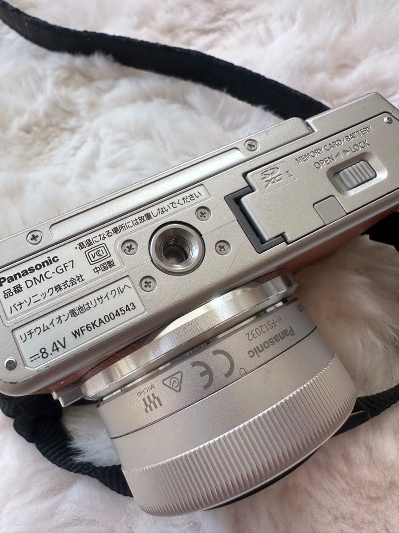 パナソニック ミラーレス一眼 カメラ DMC-GF7 ダブルズームレンズキッ