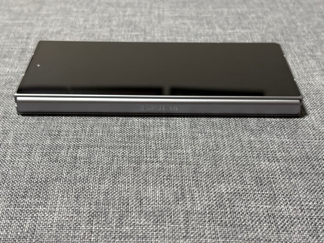 Galaxy Z Fold 6 国内版SIMフリー (純正ケース付き)