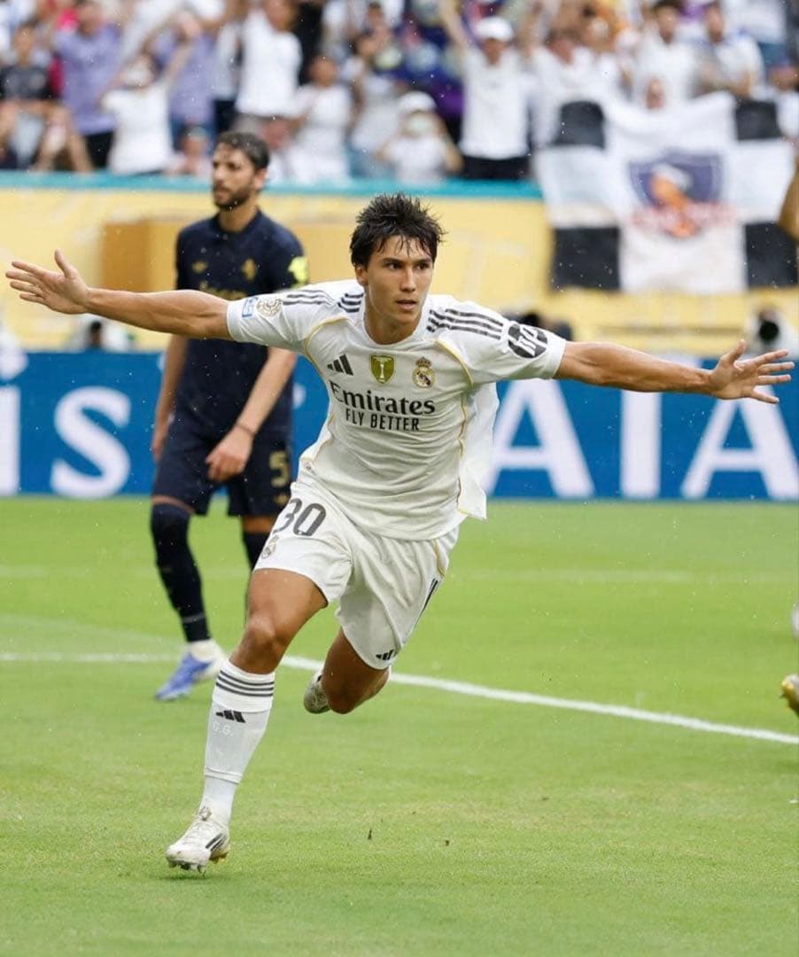 ゴンサロ・ガルシア　レアル・マドリード 25-26  背番号30 正規品