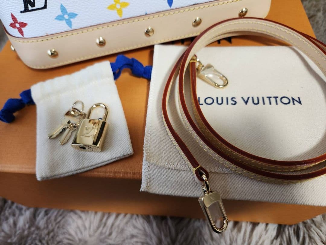 い*ご様 [新品未使用 ]LOUIS VUITTON LV×TM アルマBB M