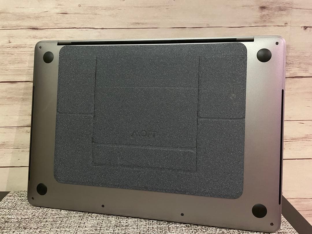 MacBook本体 MacBookPro 13inch 2018 8GB