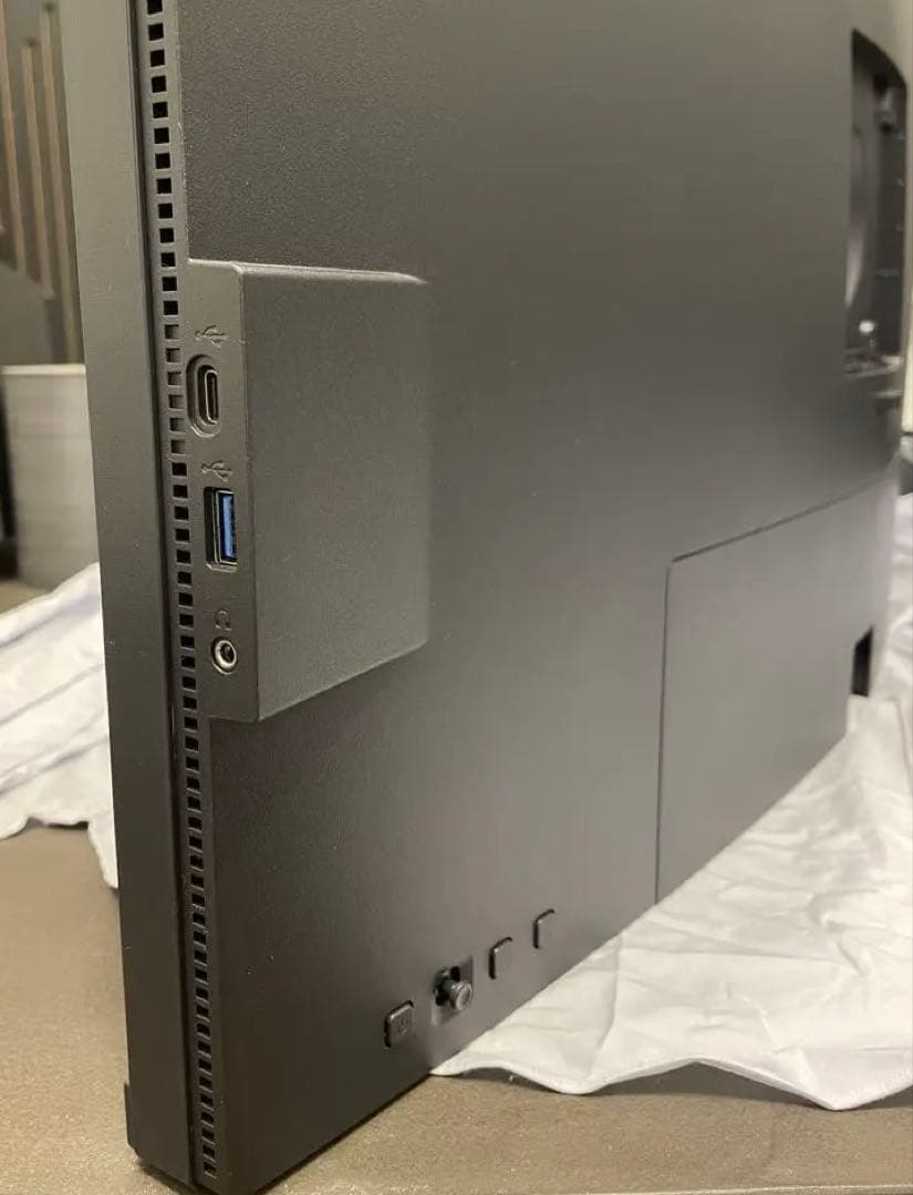 BenQ AQCOLORシリーズ　エルゴモニター 4K 31.5型