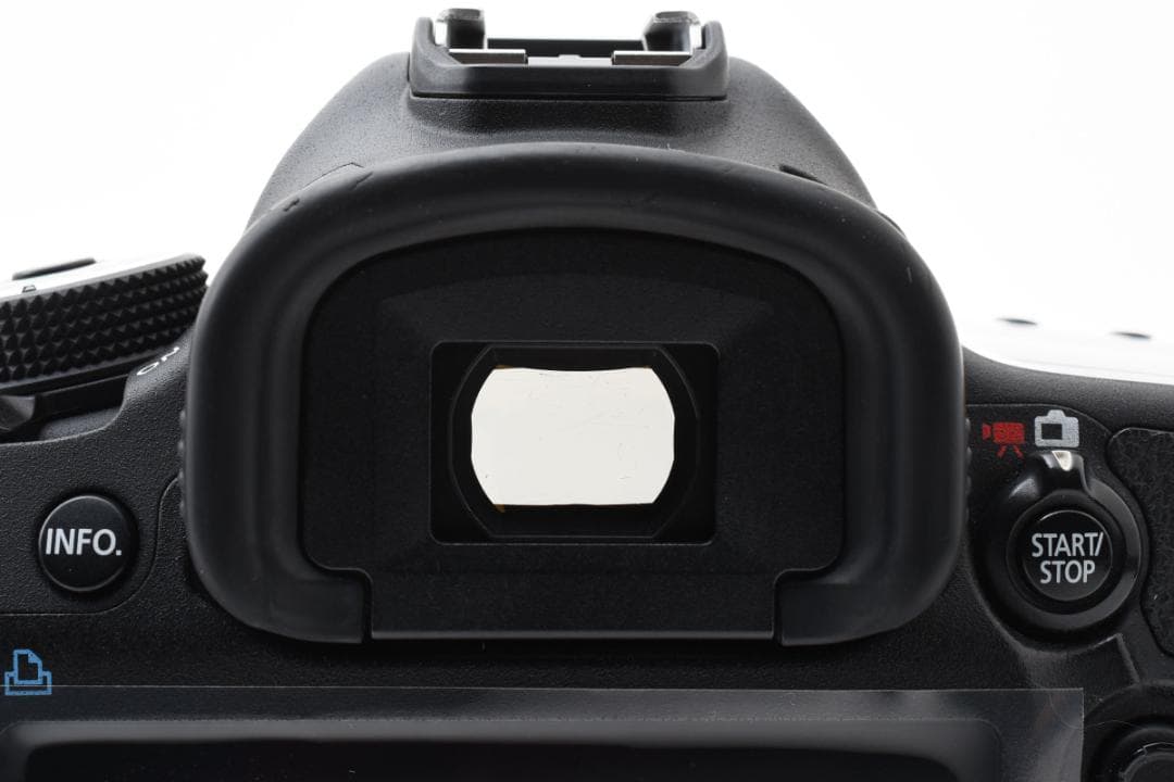 ショット数0回 Canon キヤノン EOS 5D Mark III ボディ