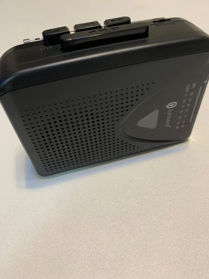 ポータブルカセットプレーヤー＆AM/FMラジオ、軽量、USBケーブル付き、黒色
