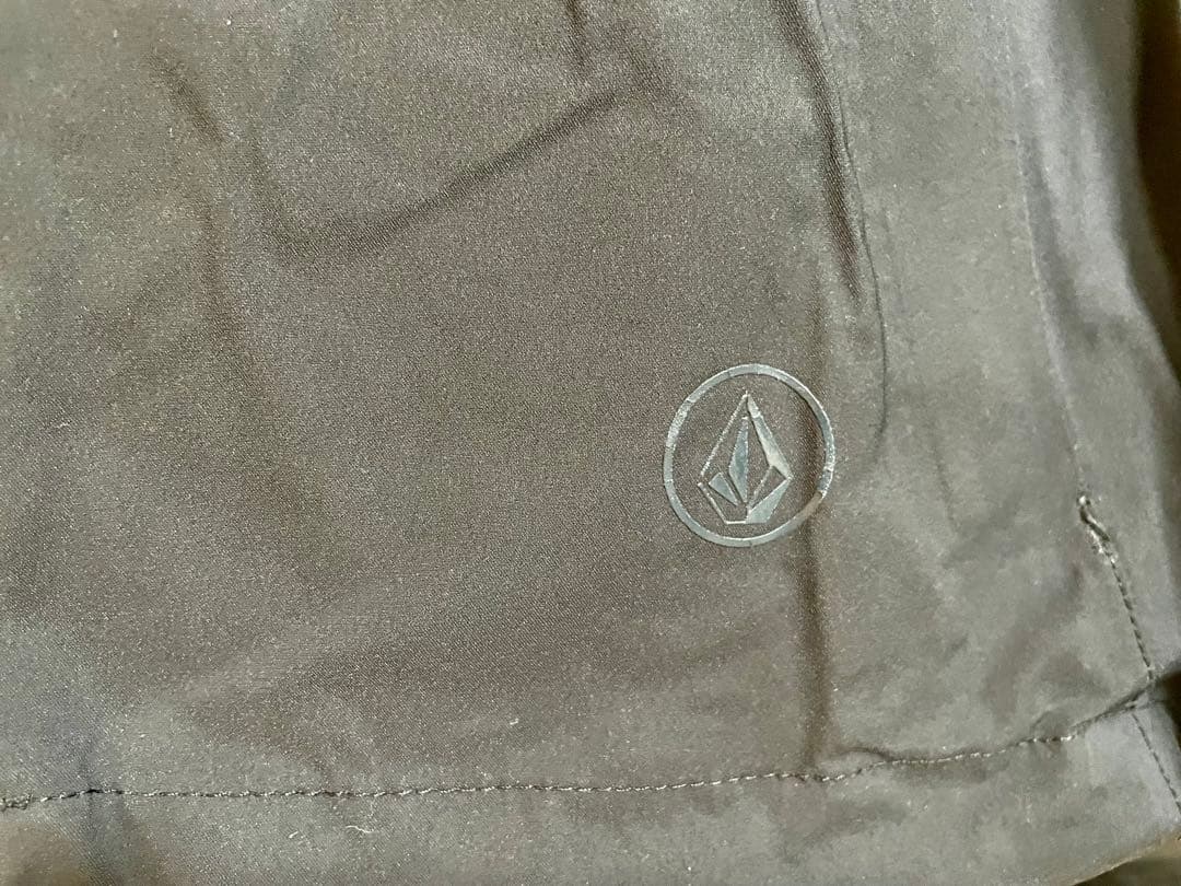 送料込★VOLCOM⭐︎GORE-TEXスノーボードウェアM