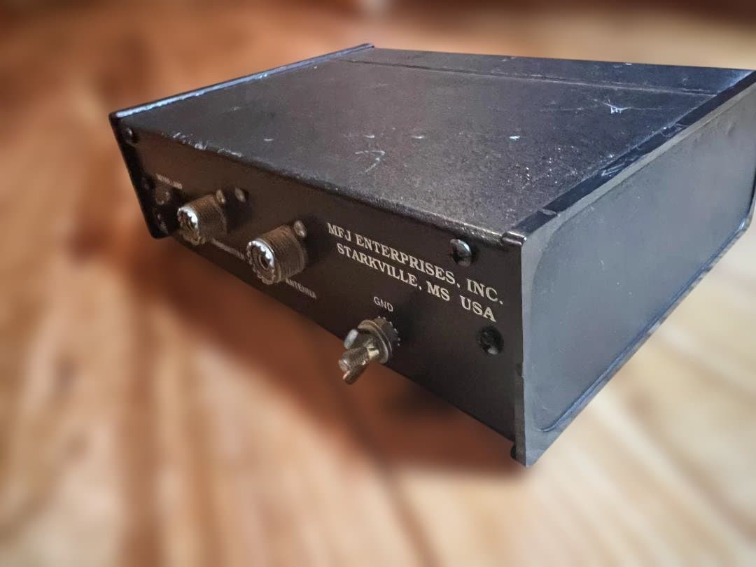 h*n様 MFJ MFJ-945E アンテナチューナー SWR計装備モデル 動作